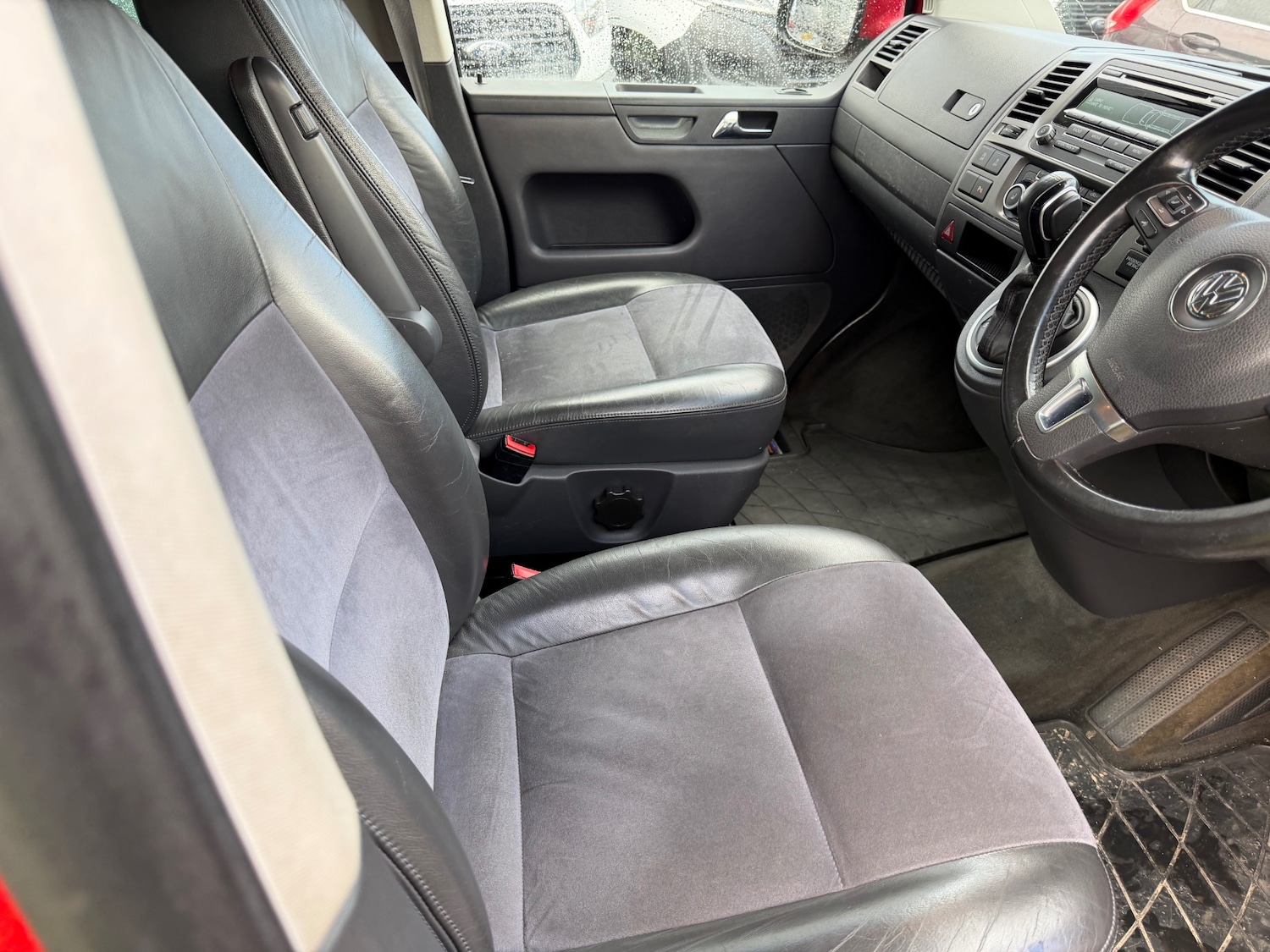 Used Volkswagen Transporter 2013 for sale - 76531362: Photo 10