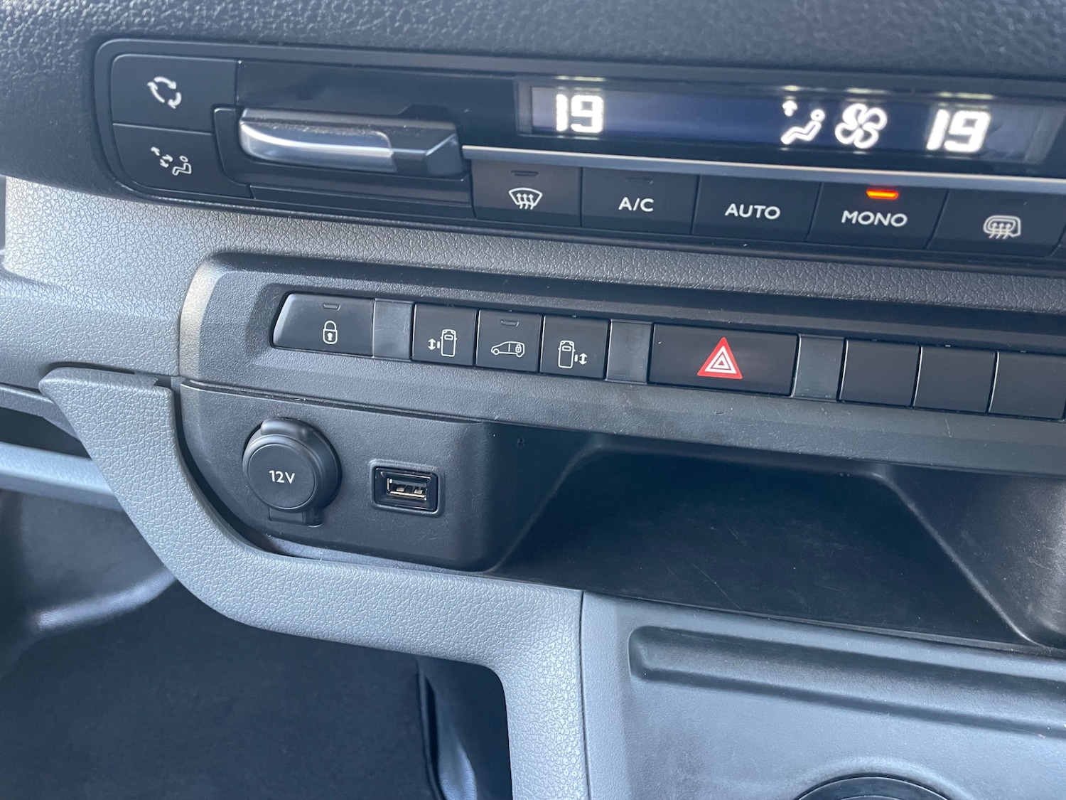 Used Peugeot Expert 2017 for sale - 76064494: Photo 18