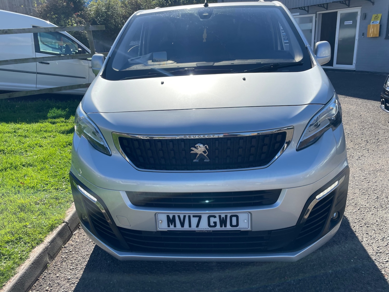 Used Peugeot Expert 2017 for sale - 76064494: Photo 3