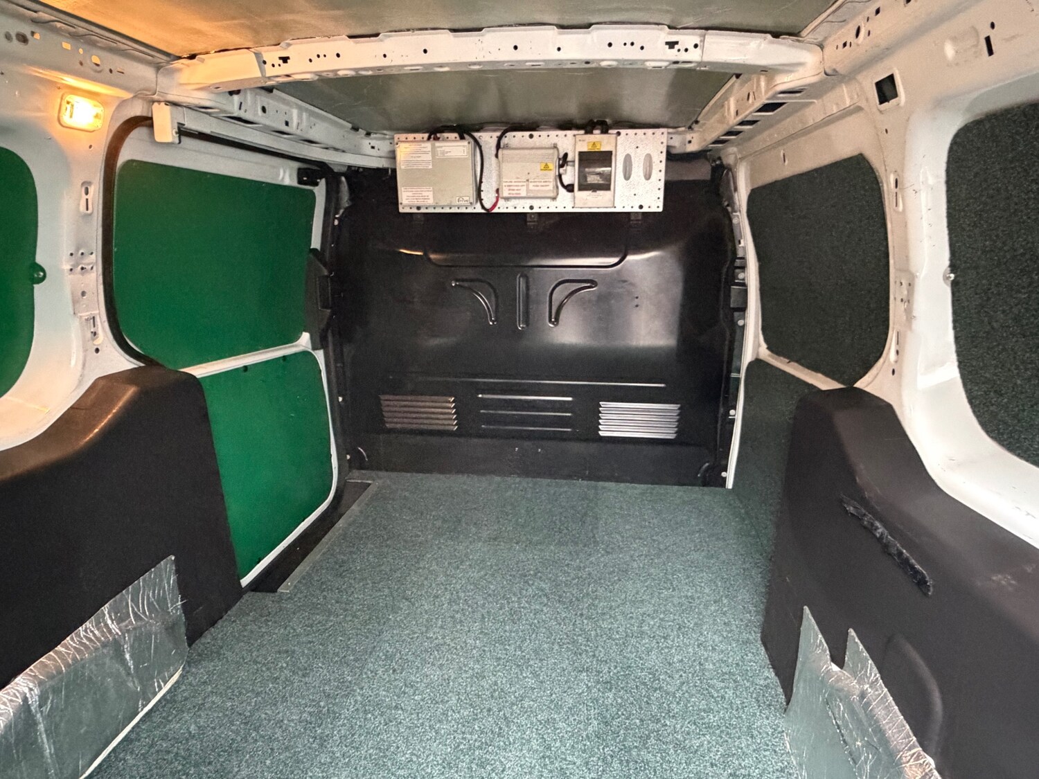 Used Ford Transit Connect 2017 for sale - 77350468: Photo 6