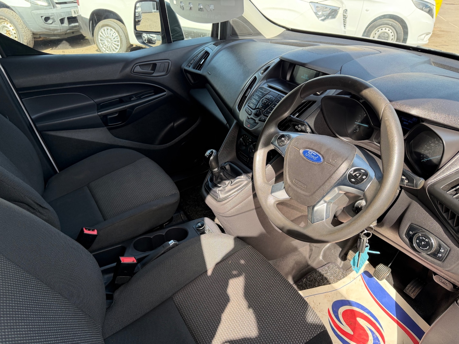Used Ford Transit Connect 2017 for sale - 78162747: Photo 8