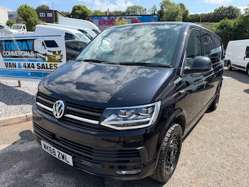 Used Volkswagen Transporter 2018 for sale - 79379024: Photo