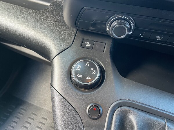 Used Peugeot Partner 2020 for sale - 73837675: Photo 10
