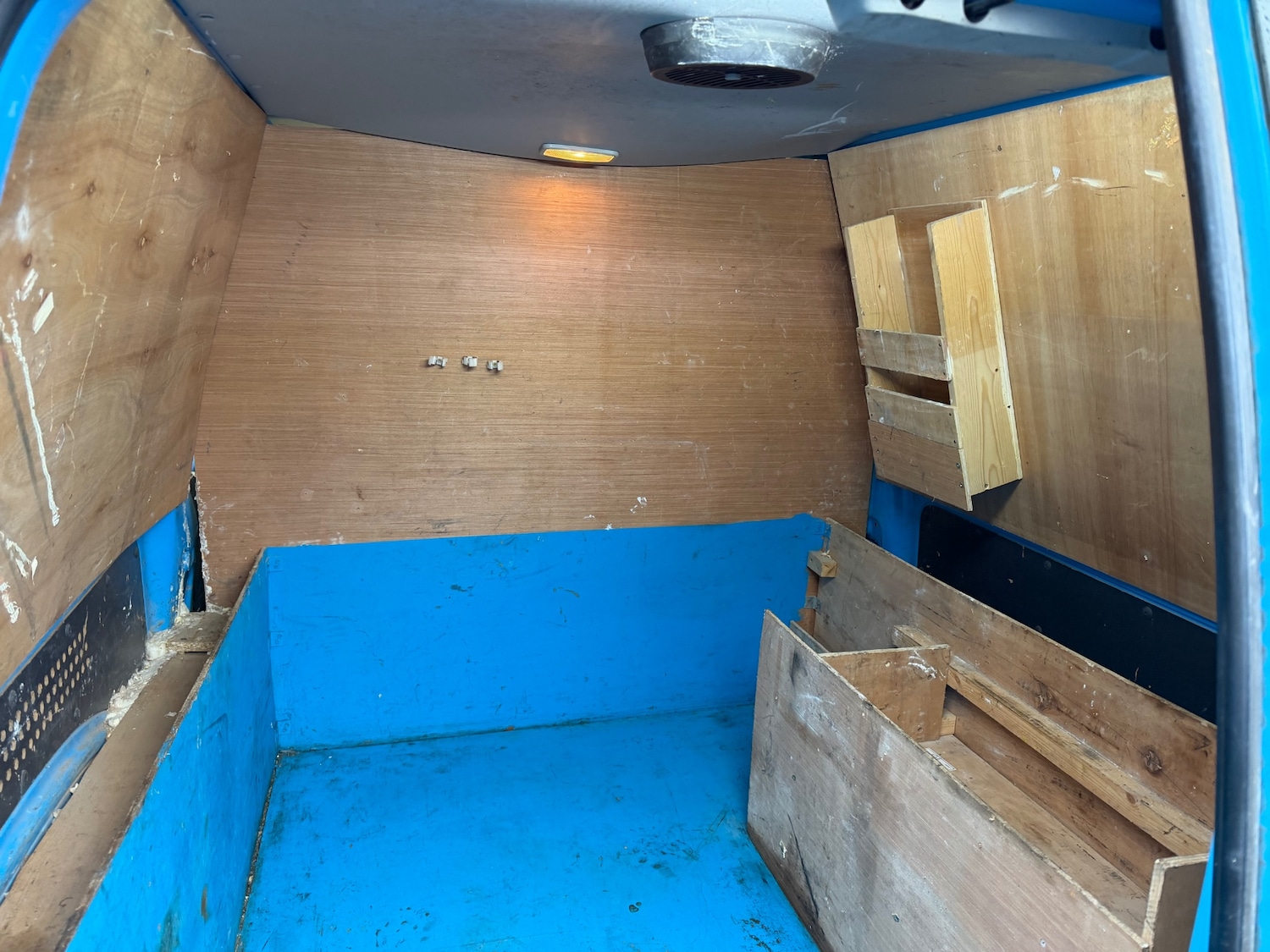 Used Volkswagen Caddy 2015 for sale - 76968384: Photo 7