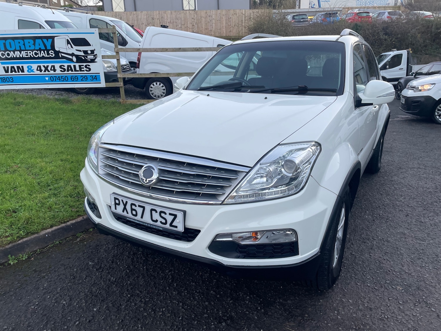 Used Ssangyong Rexton 2017 for sale - 77687584: Photo 2