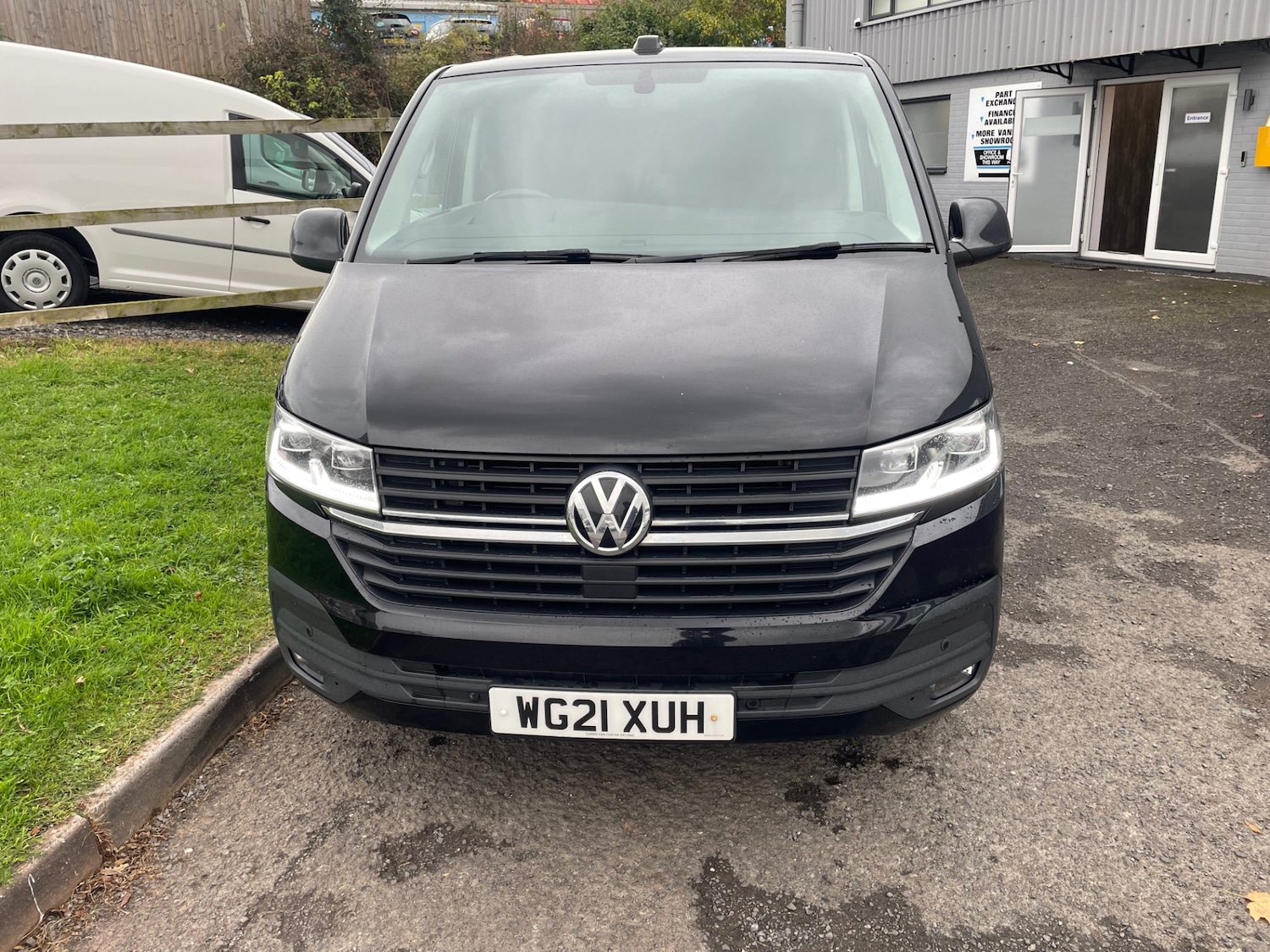 Used Volkswagen Transporter 2021 for sale - 76330048: Photo 3