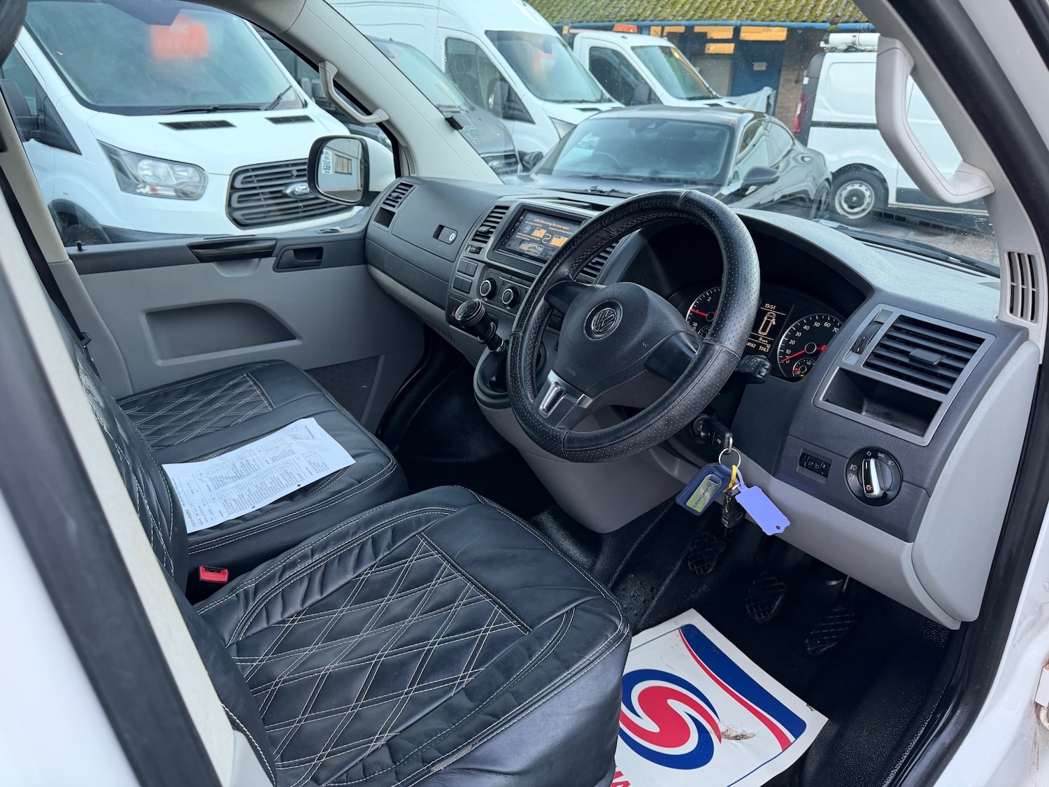 Used Volkswagen Transporter 2013 for sale - 76919909: Photo 8