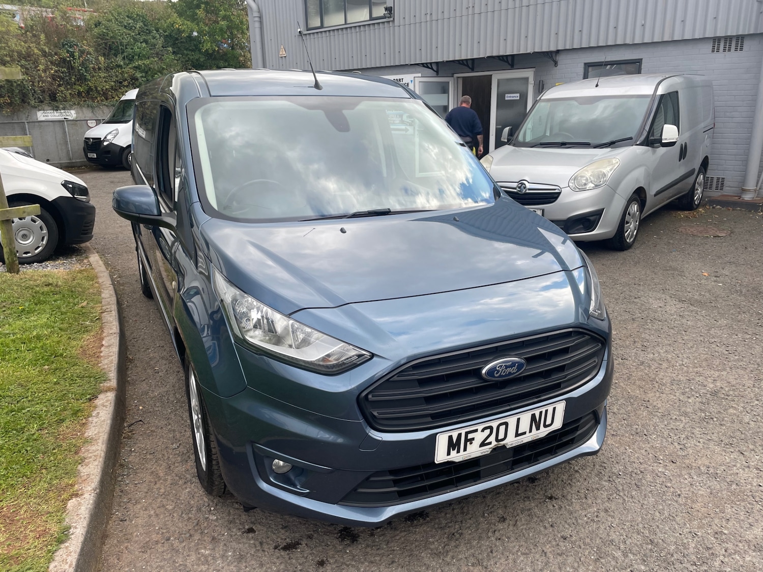Used Ford Transit Connect 2020 for sale - 76207526: Photo 4