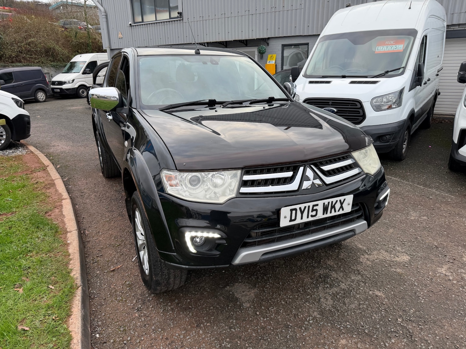 Used Mitsubishi L200 2015 for sale - 77023210: Photo 4
