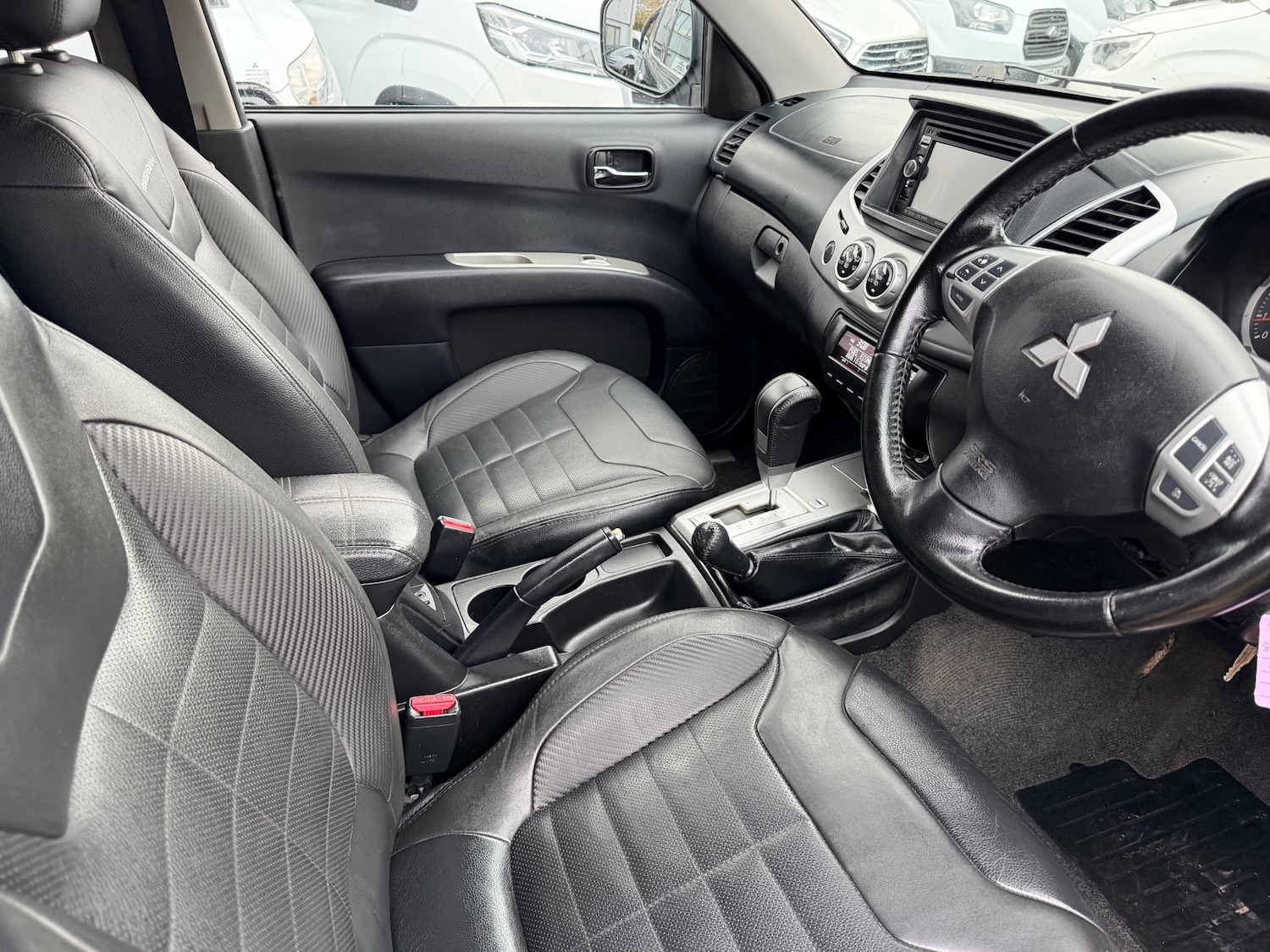 Used Mitsubishi L200 2015 for sale - 77023210: Photo 9