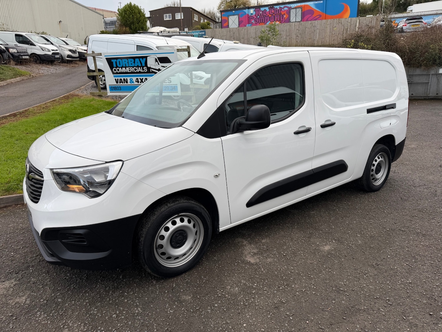 Used Vauxhall Combo 2021 for sale - 76611702: Photo 2