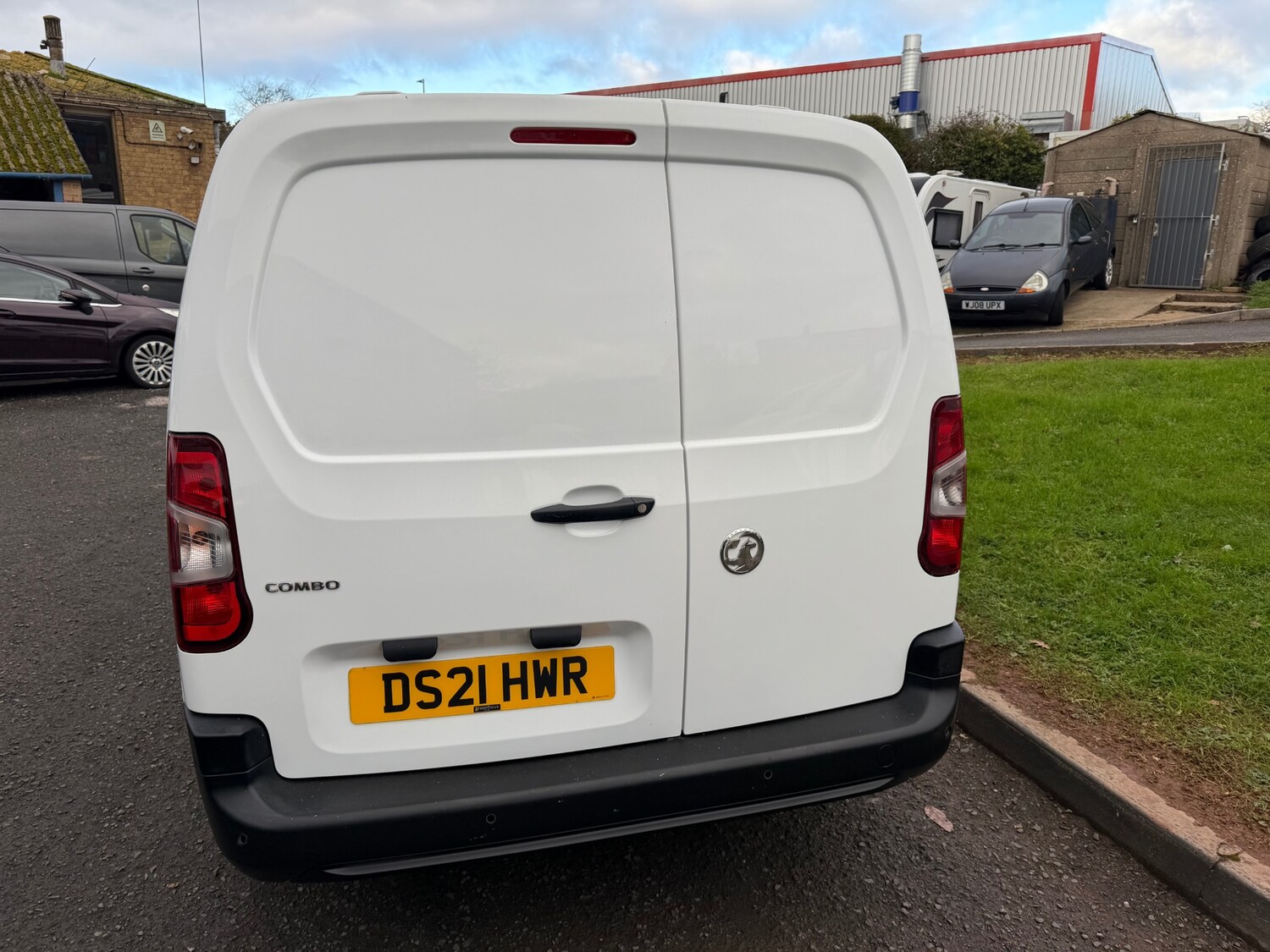 Used Vauxhall Combo 2021 for sale - 76611702: Photo 6