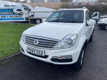 Used Ssangyong Rexton 2017 for sale - 73230995: Photo