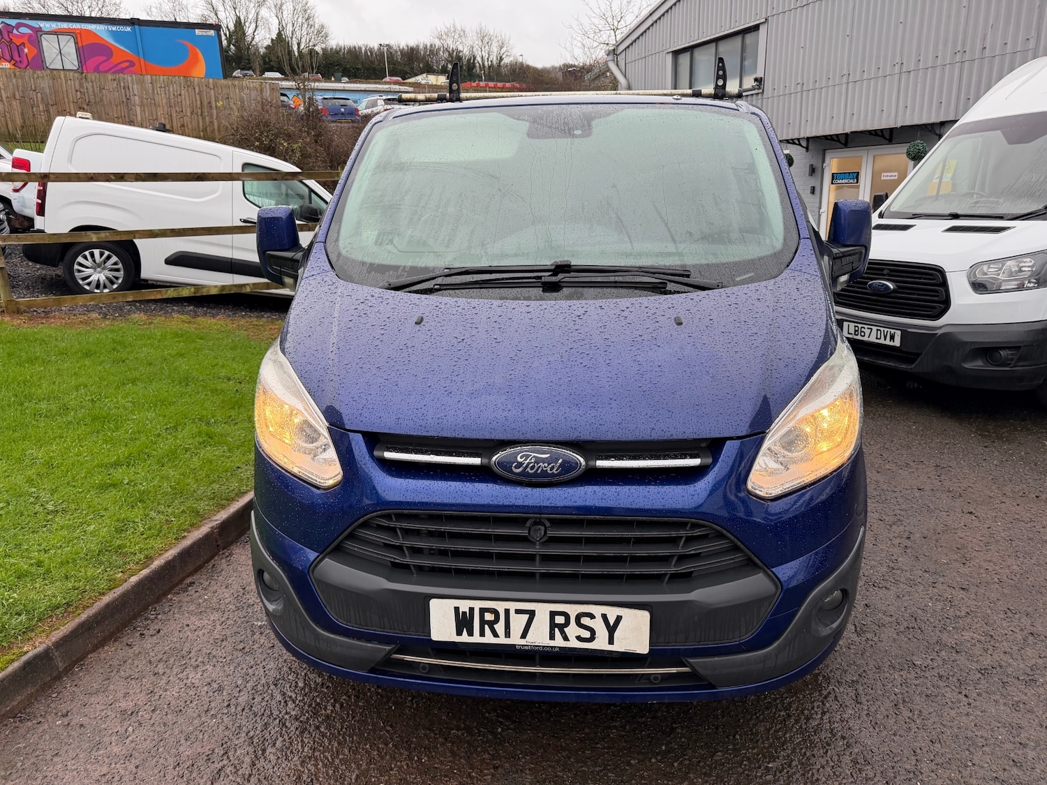Used Ford Transit Custom 2017 for sale - 76968275: Photo 3