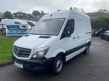2016 (16) - 3.5t BlueEFFICIENCY medium wheel base