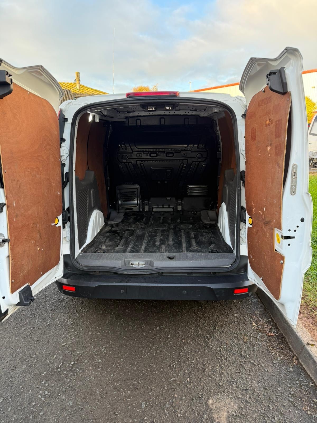 Used Ford Transit Connect 2019 for sale - 76412129: Photo 5