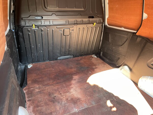 Used Peugeot Partner 2020 for sale - 74232207: Photo 6