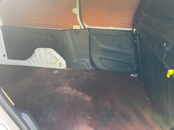 Used Peugeot Partner 2020 for sale - 74232207: Photo 7