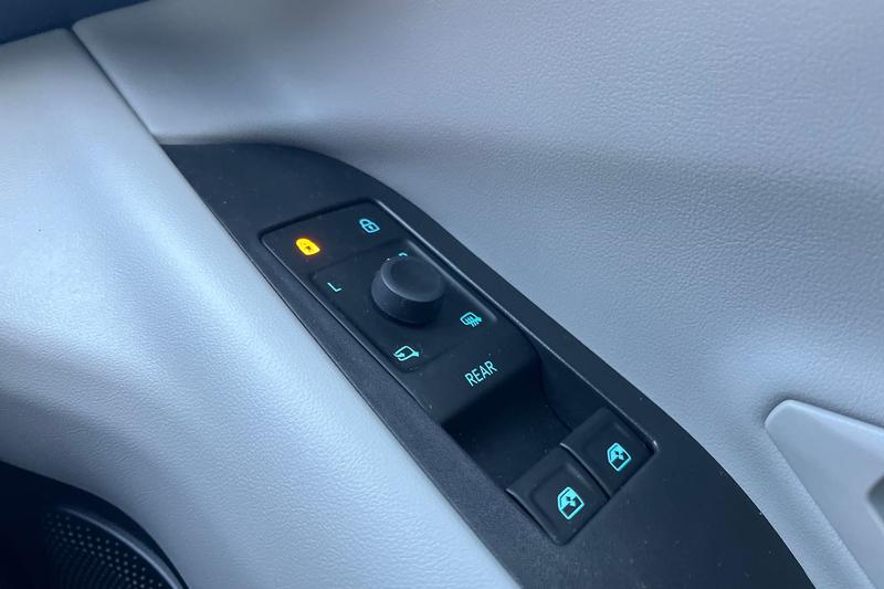 Used Ford Explorer 2025 for sale - 76609172: Photo 16