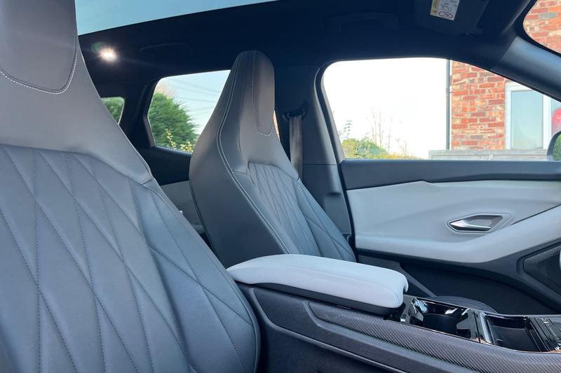 Used Ford Explorer 2025 for sale - 76609172: Photo 17