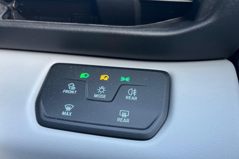 Used Ford Explorer 2025 for sale - 76609172: Photo 33