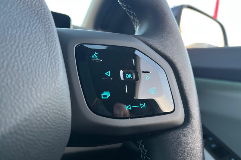 Used Ford Explorer 2025 for sale - 76609172: Photo 40