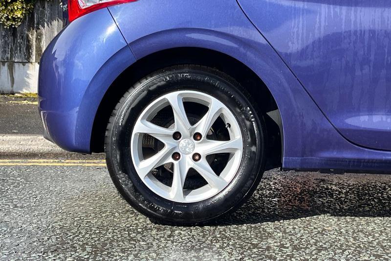 Used Peugeot 208 2015 for sale - 78015277: Photo 8