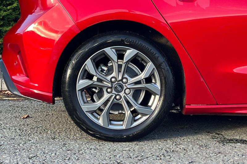 Used Ford Focus 2024 for sale - 76738902: Photo 8