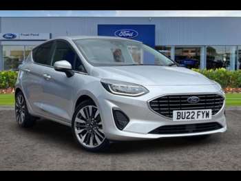 2022 - TITANIUM VIGNALE | Rear View Camera | Heated Seats/Wheel | Wireless Chargin 5-Door