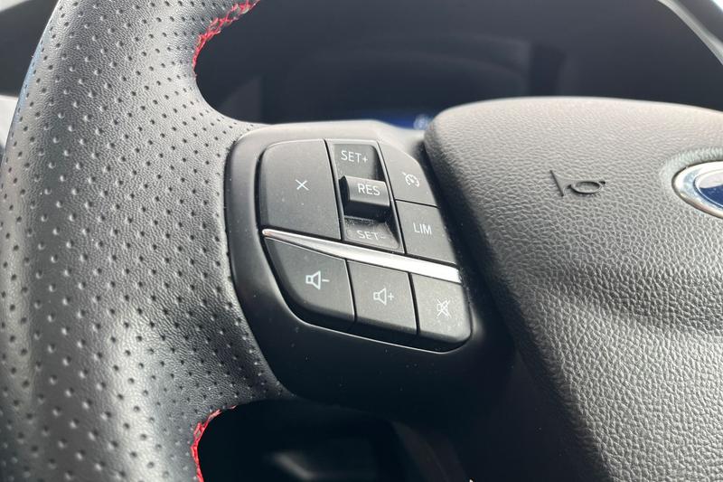 Used Ford Kuga 2023 for sale - 76625338: Photo 39