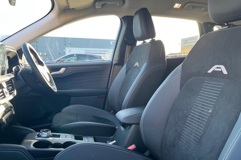 Used Ford Kuga 2025 for sale - 76862532: Photo 19