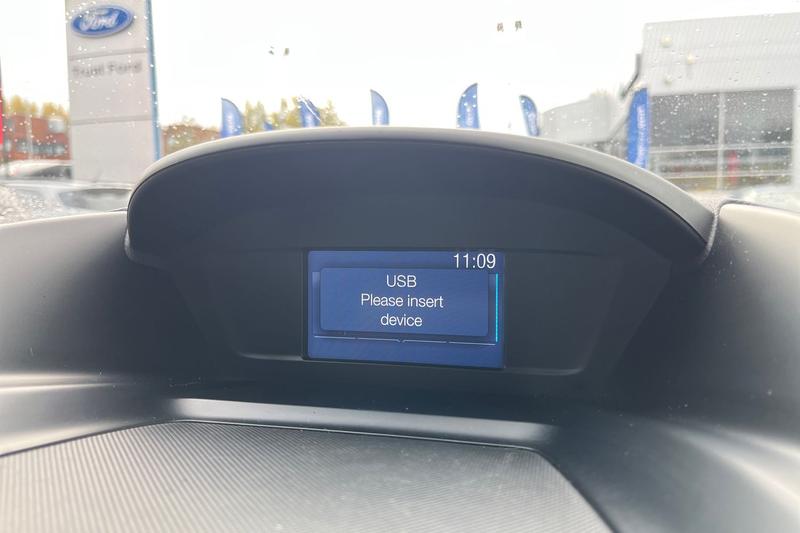Used Ford Kuga 2015 for sale - 76332601: Photo 32