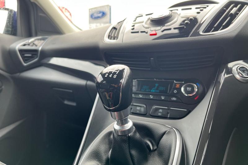 Used Ford Kuga 2015 for sale - 76332601: Photo 37