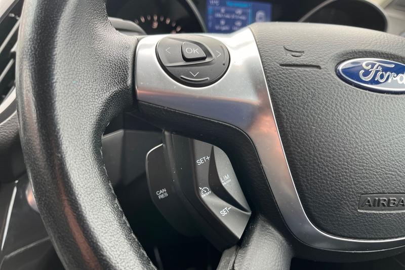 Used Ford Kuga 2015 for sale - 76332601: Photo 39