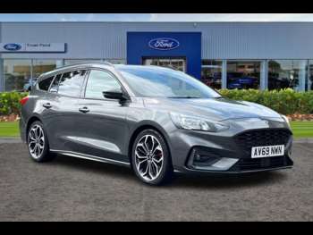 2020 - ST-LINE X | Partial Leather Seats | Sync 3 Touchscreen Navigation | Heated 5-Door