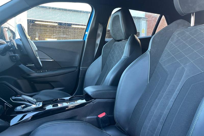 Used Peugeot 2008 for sale - 76931243: Photo 19