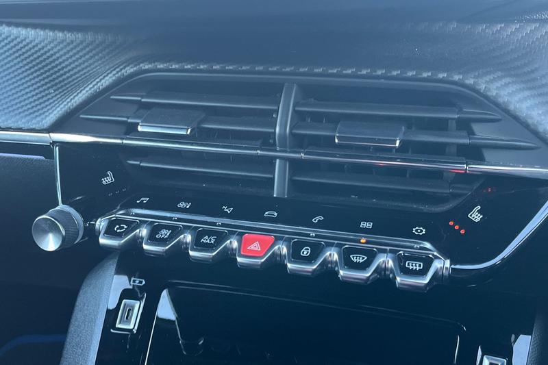 Used Peugeot 2008 for sale - 76931243: Photo 22