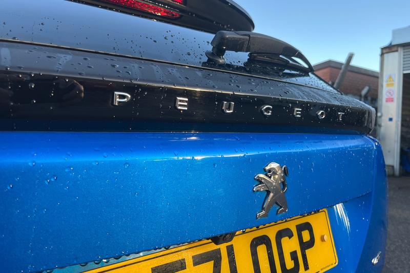 Used Peugeot 2008 for sale - 76931243: Photo 24