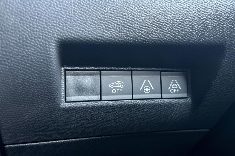 Used Peugeot 2008 for sale - 76931243: Photo 30