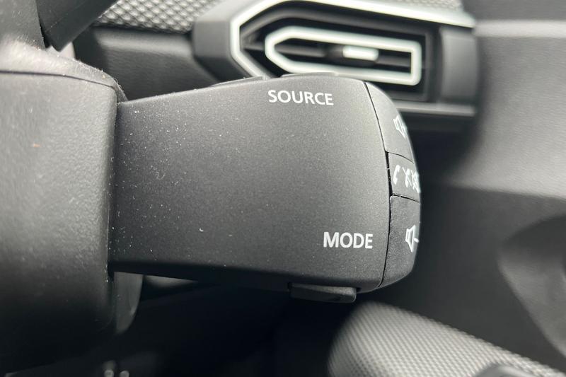 Used Dacia Sandero 2023 for sale - 76534378: Photo 31