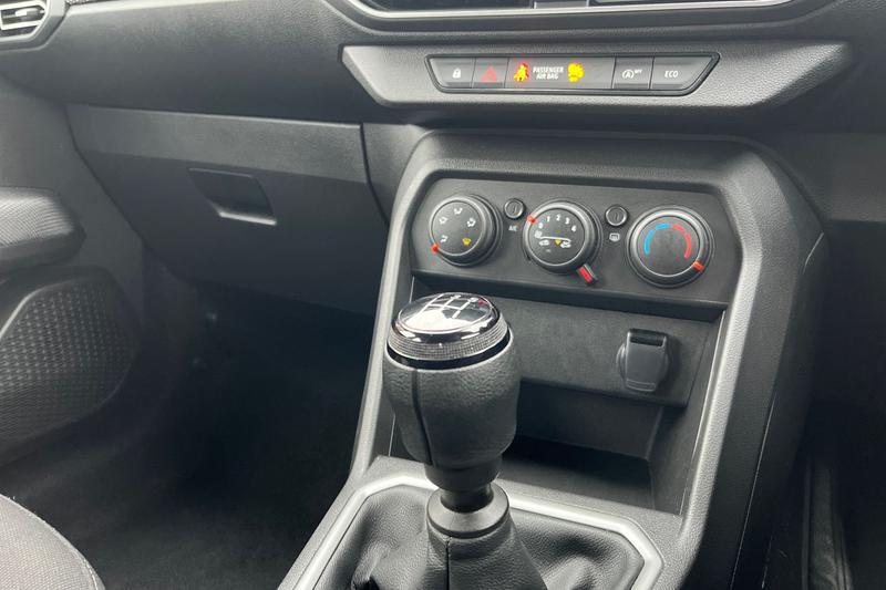 Used Dacia Sandero 2023 for sale - 76534378: Photo 36