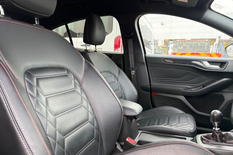 Used Ford Focus 2023 for sale - 78117235: Photo 17