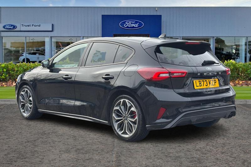 Used Ford Focus 2023 for sale - 78117235: Photo 2