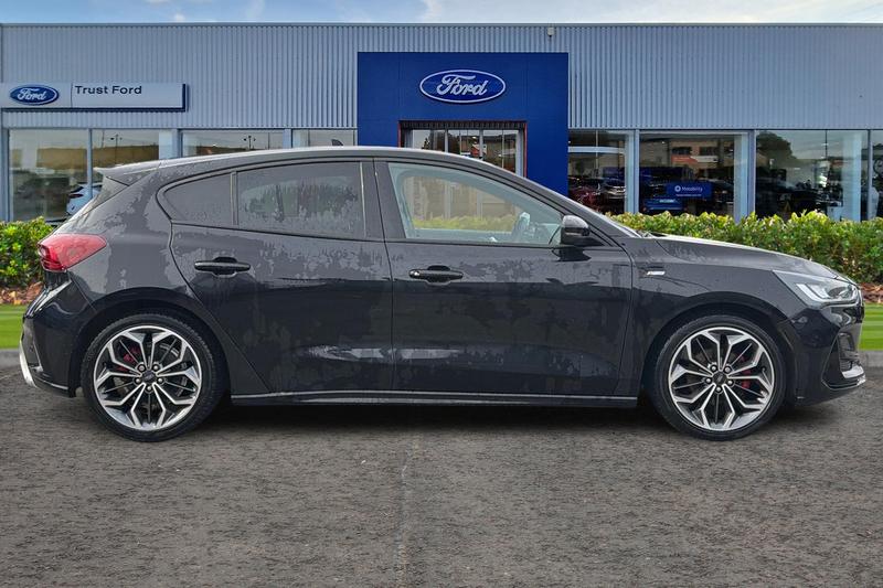 Used Ford Focus 2023 for sale - 78117235: Photo 3