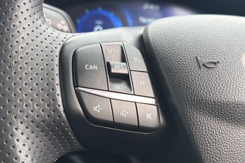 Used Ford Focus 2023 for sale - 78117235: Photo 39