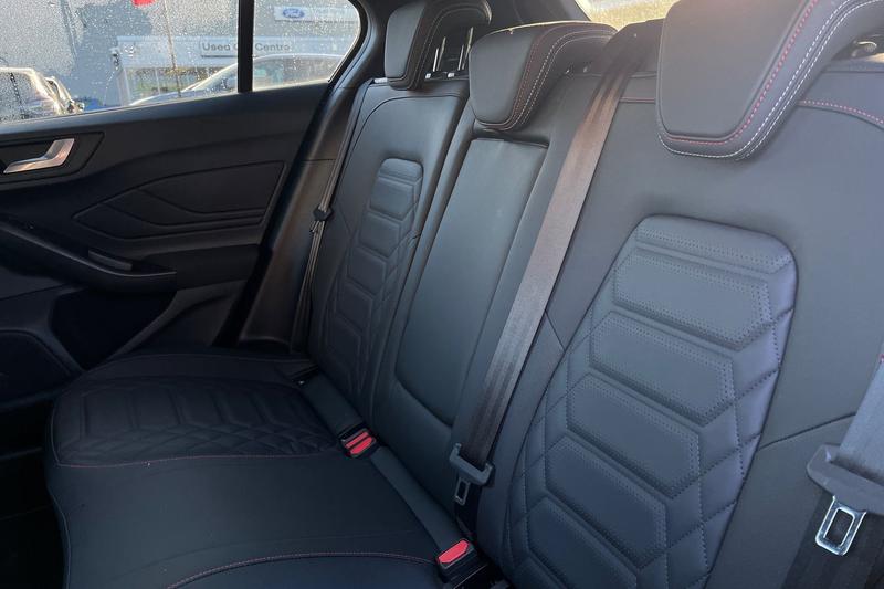 Used Ford Focus for sale - 76669157: Photo 20