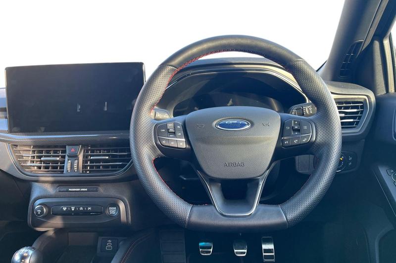 Used Ford Focus 2024 for sale - 76641174: Photo 11