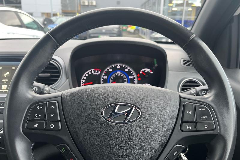 Used Hyundai i10 2018 for sale - 77128183: Photo 12