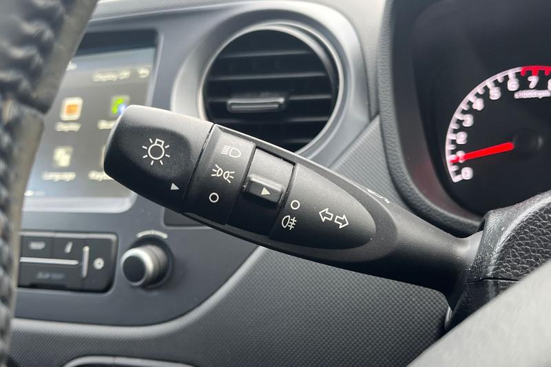 Used Hyundai i10 2018 for sale - 77128183: Photo 14