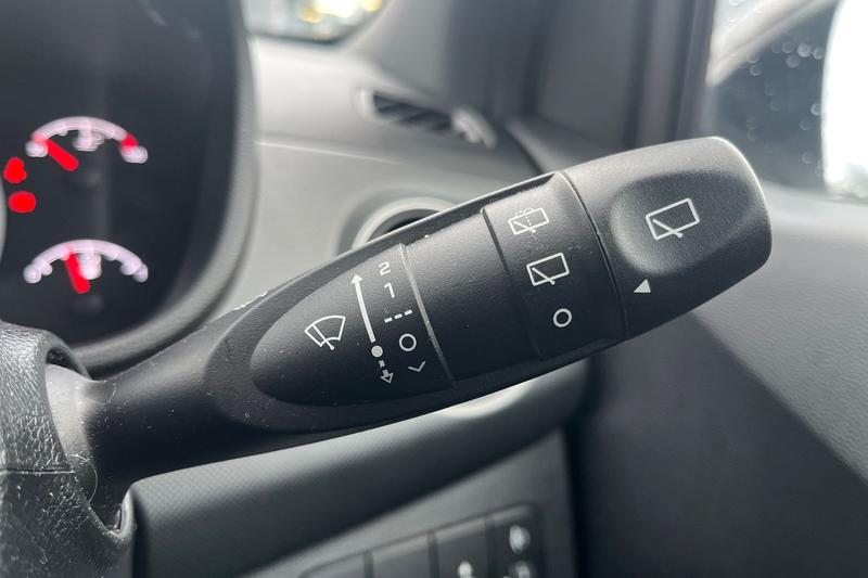 Used Hyundai i10 2018 for sale - 77128183: Photo 15